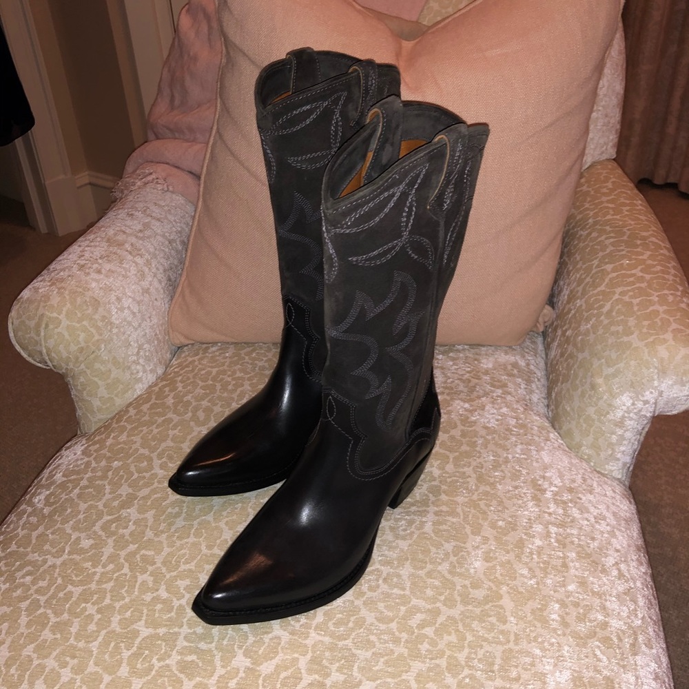 NWT Frye “Shane” Embroidered Western Boots
